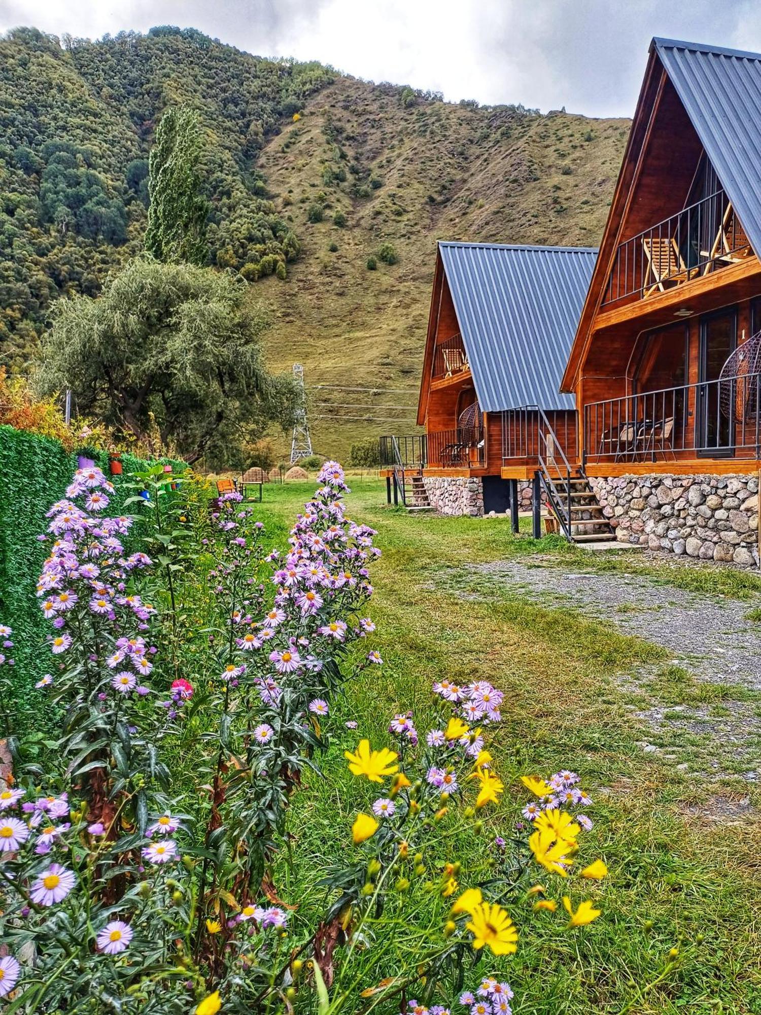 Panorama Cottages In Sno Esterno foto